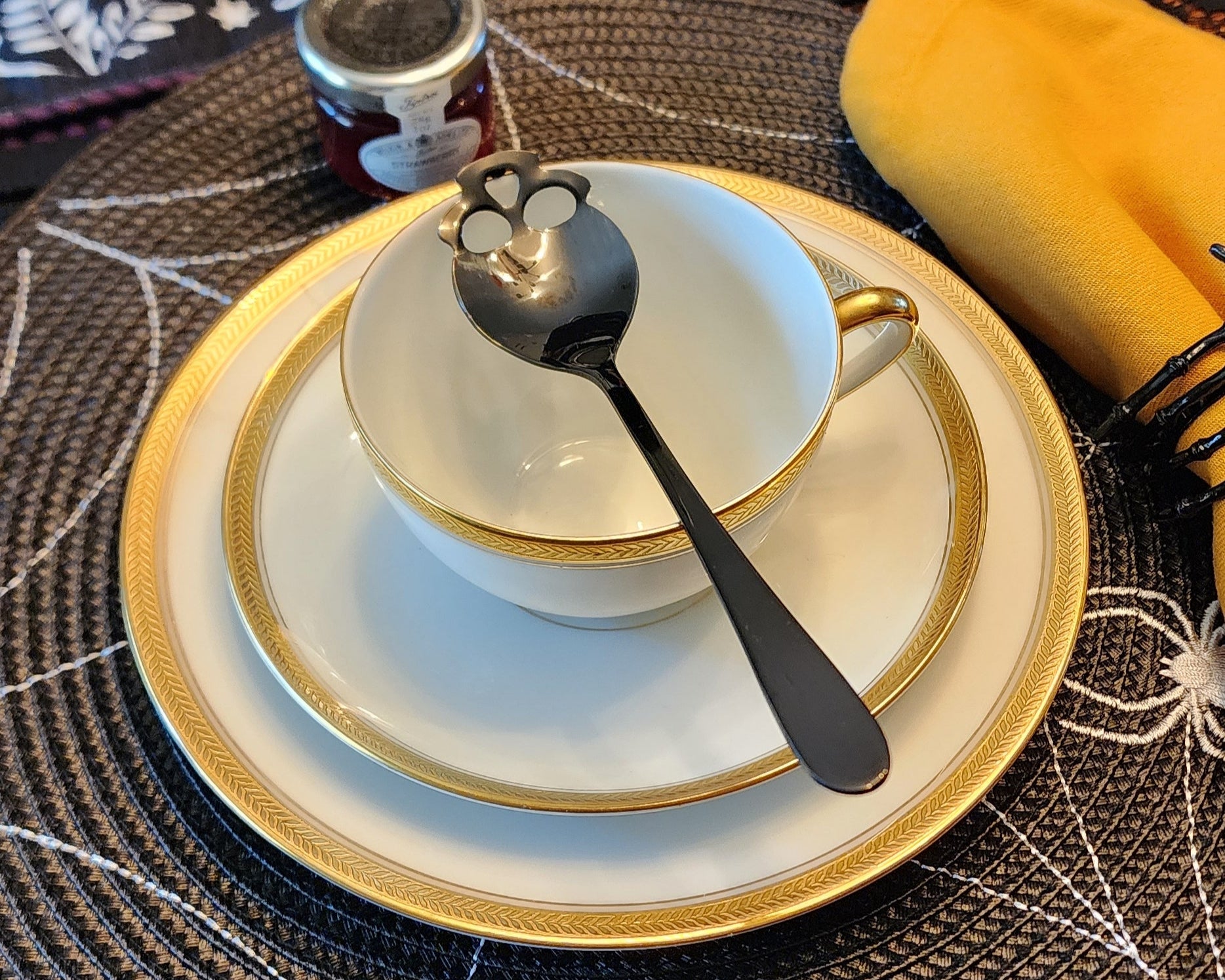 Skull Tea Spoon – Gold or Black Finish